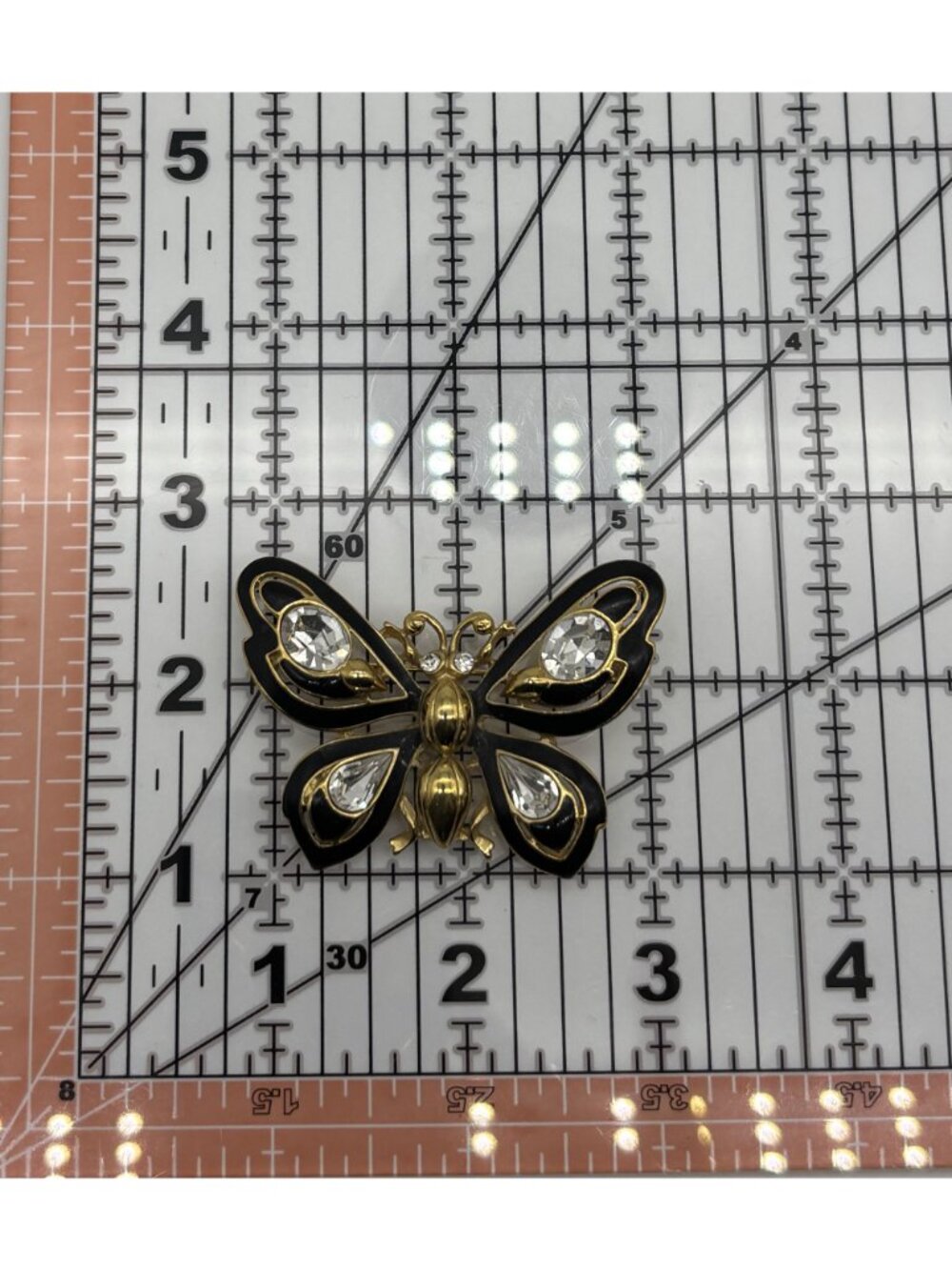 Vintage Trifari Butterfly Brooch Gold Tone Black Enamel Clear Rhinestones Signed - Picture 16 of 16